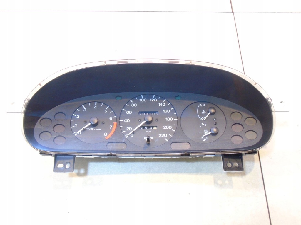 фото №1, Счетчик приборы mazda 323c v 1.5b