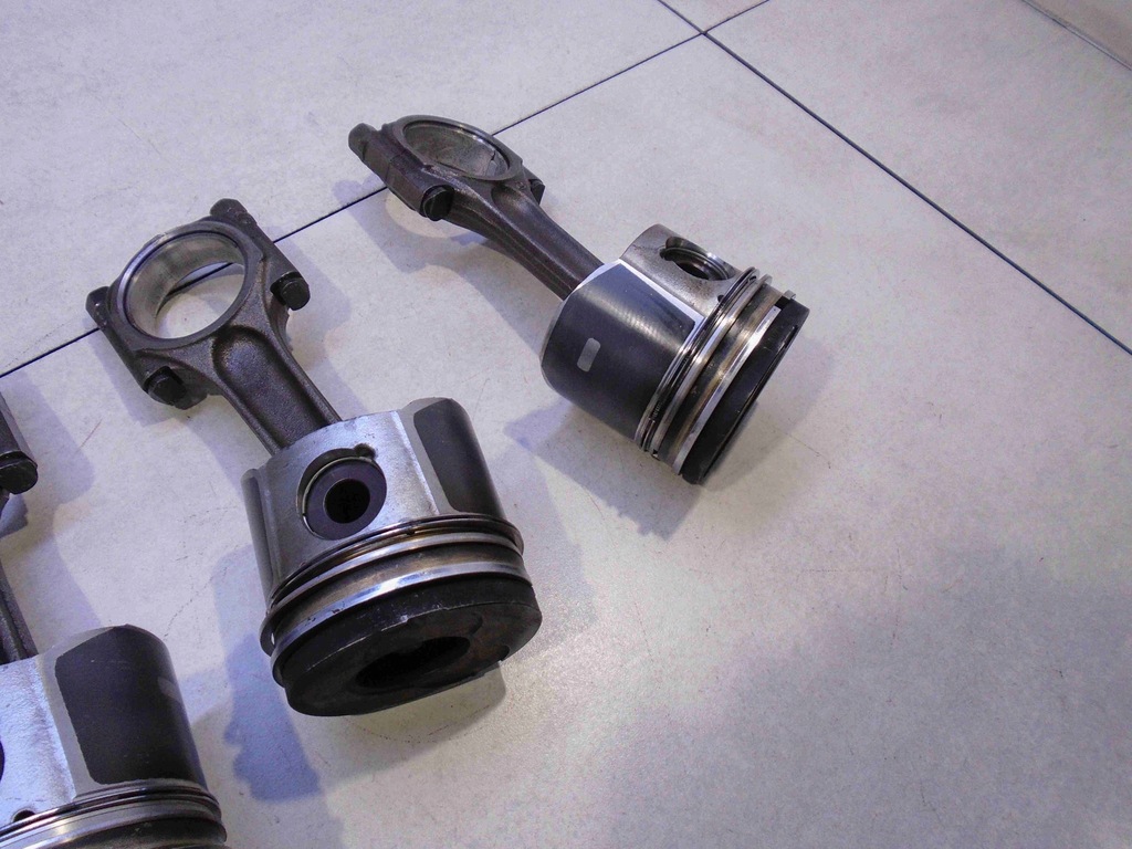 фото №8, Поршень шатун peugeot 406 2.0 hdi