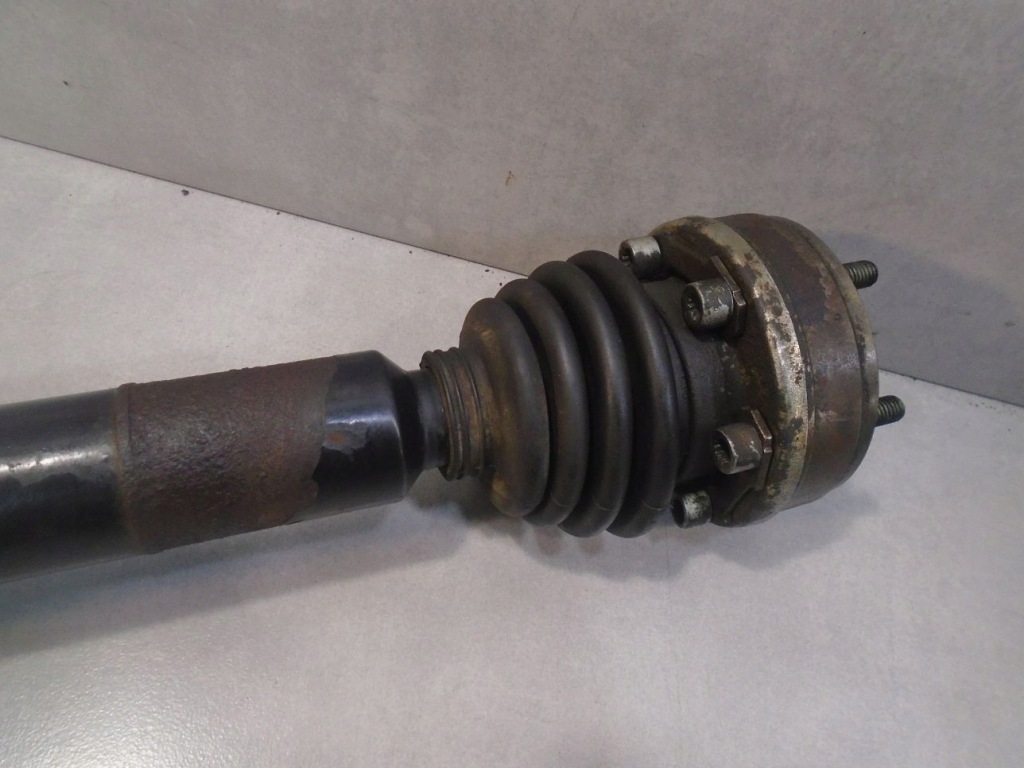 Приводной вал правая длинная vw golf iv 1.4 16v 1j0407272f Оригинал