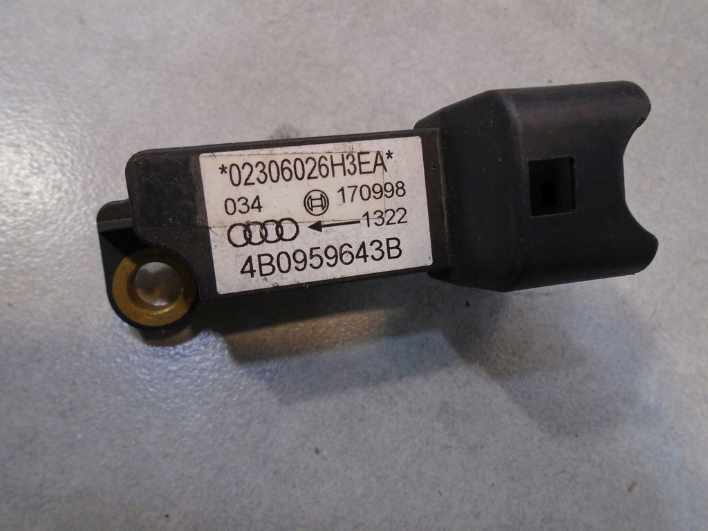 фото №1, Датчик ударний audi a6 c5 4b0959643b