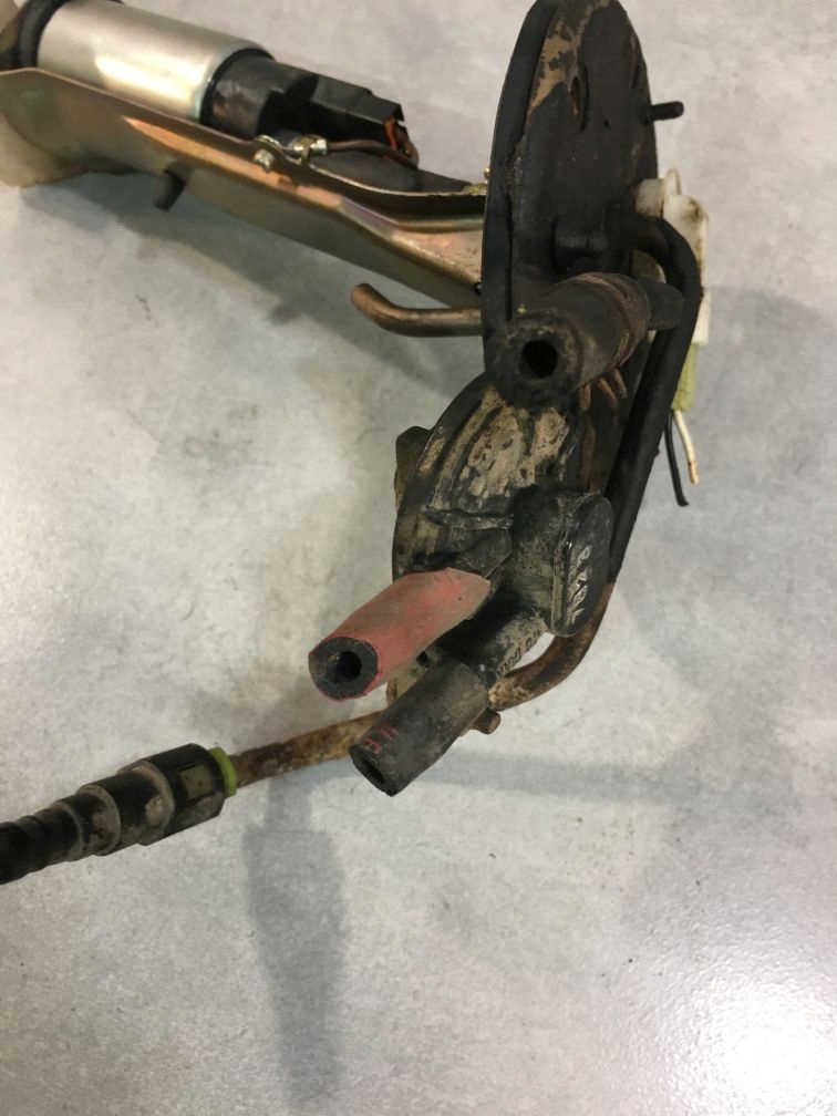 фото №7, Насос пального volvo v40 1.8