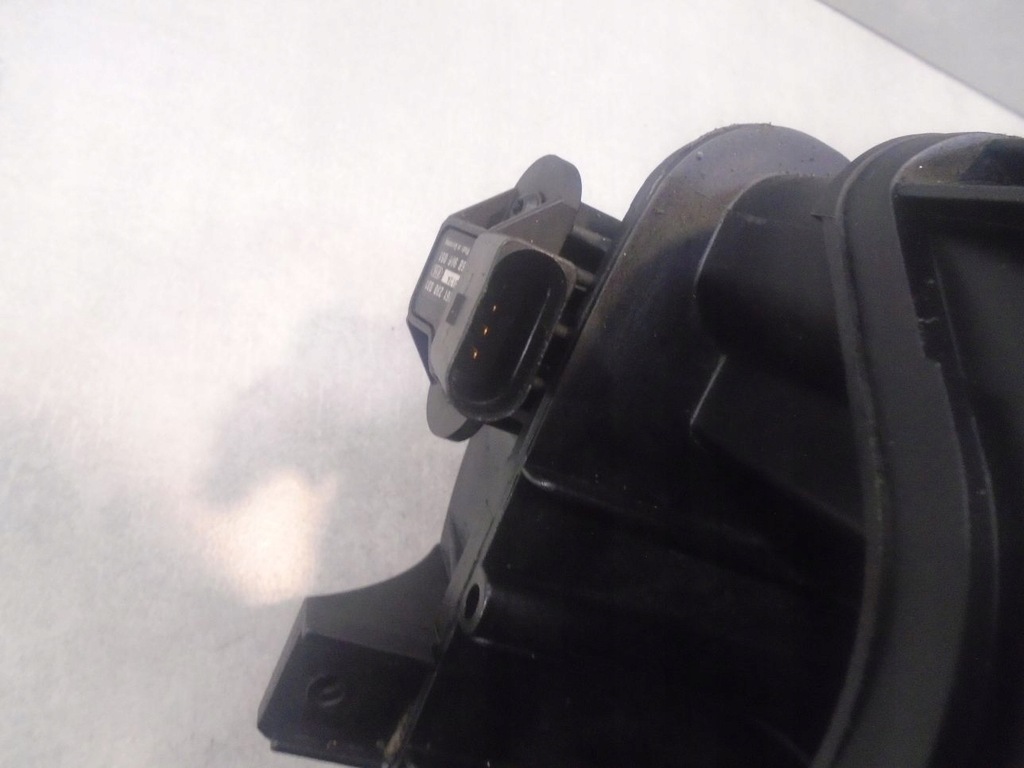 фото №9, Колектор всмоктуючий vw lupo 1.0 8v 030129711bn