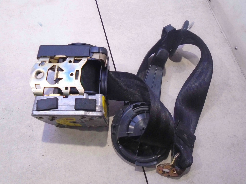 фото №9, Pas безопасности левый задняя audi a6 c5 040135