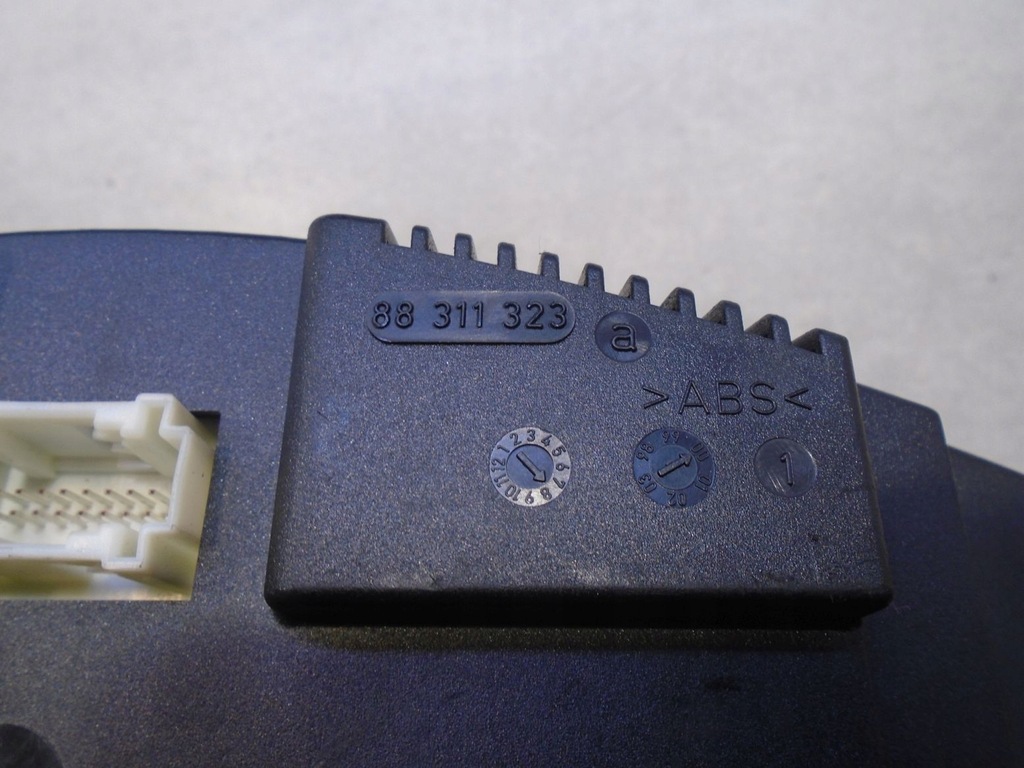 фото №10, Счетчик приборы mercedes w203 c200 2.0 a2035400711