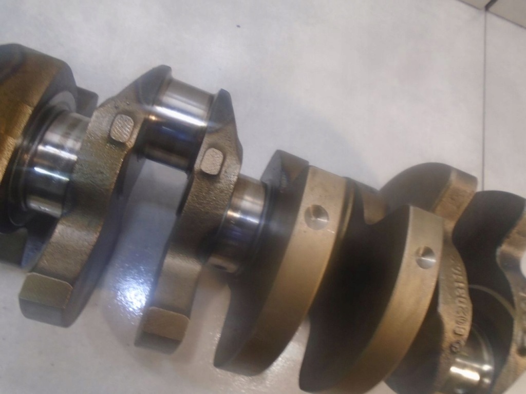 Wał коленчатый mercedes e-klasa w210 2.5 td Доставка