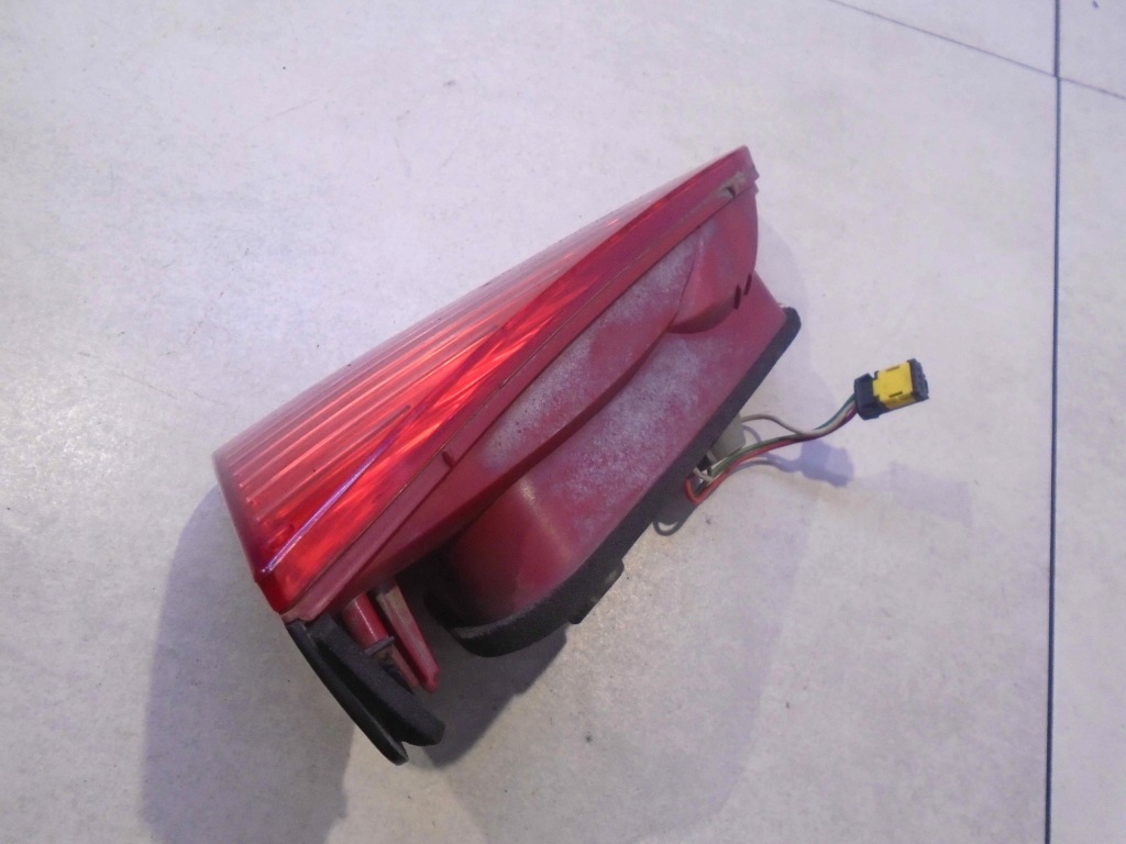 фото №8, Лампа правий задня w кришка peugeot 607 3.0 2543d