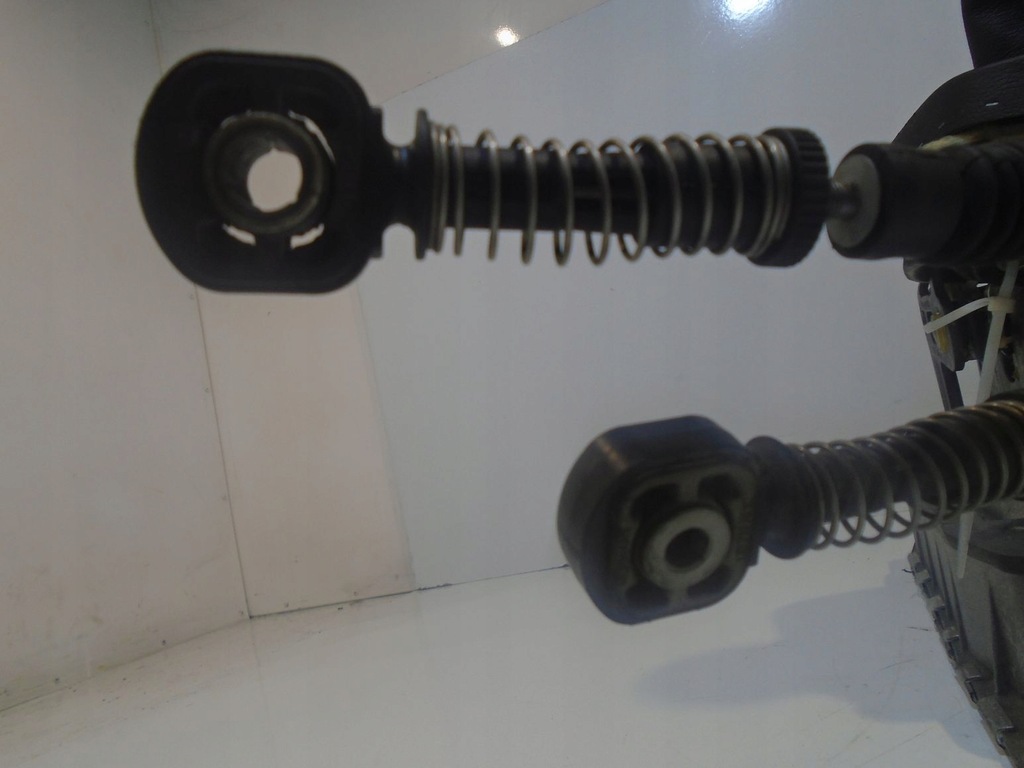 фото №5, Выборщик передач vw golf v 1k0711061a