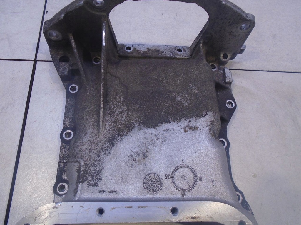 фото №7, Піддон масляна верхній carina 1.8 16v 12111-02050