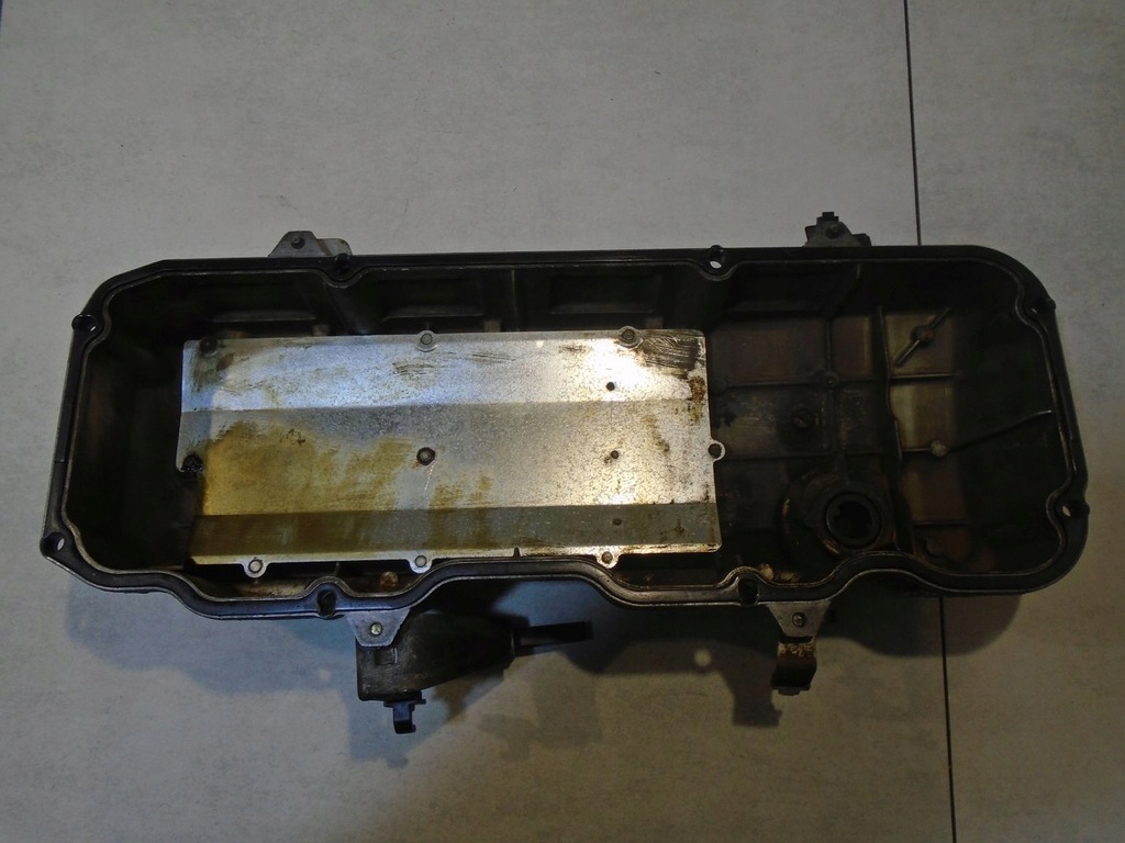 фото №6, Кришка клапанів ford maverick i 2.4b 12v