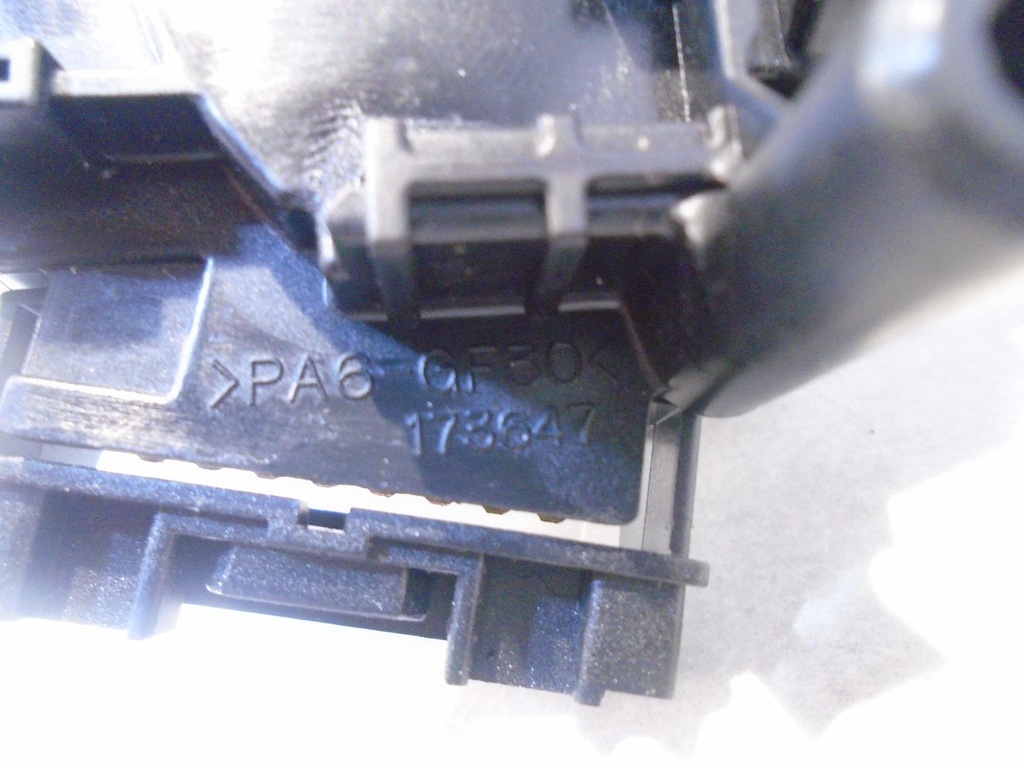 фото №4, Переключатель дворник toyota yaris 173647