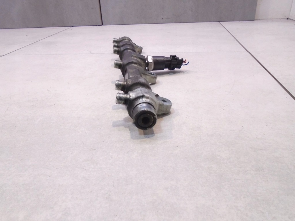 фото №5, Молдинг впрыскная alfa romeo 156 0445215005