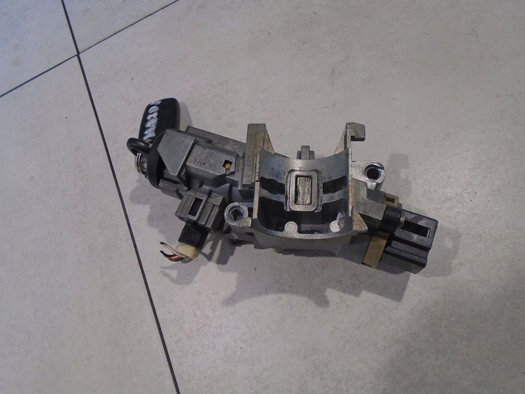 фото №5, Замок запалювання з ключ mazda 6 gj6a6693ba