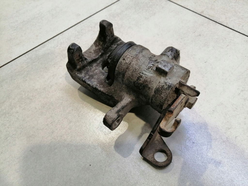 фото №6, Суппорт левый задняя alfa romeo 147 1.9 jtd