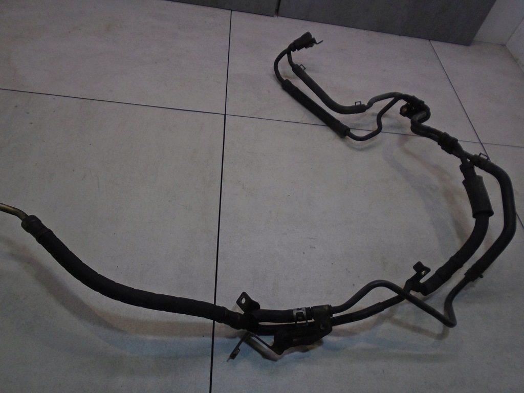 фото №7, Шланг провода усилителя avensis i 2.0 d4d