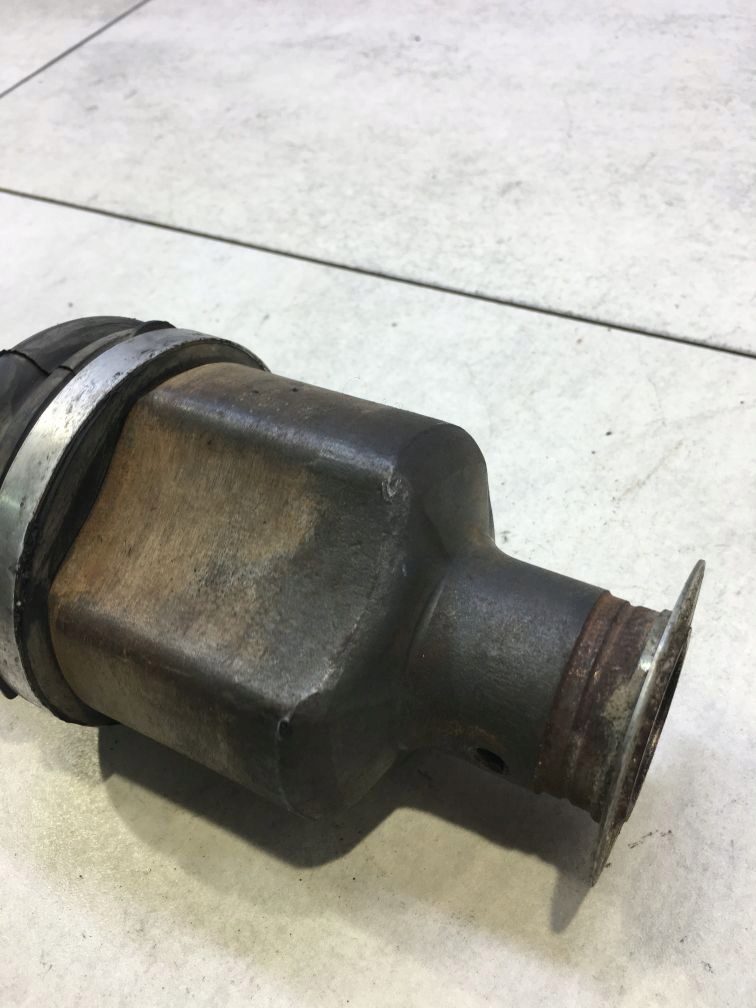 фото №14, Приводной вал правая длинная volvo v40 1.8