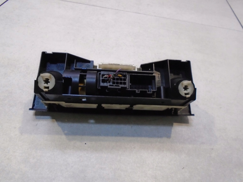 фото №4, Панель обдув skoda fabia i 6q0819445