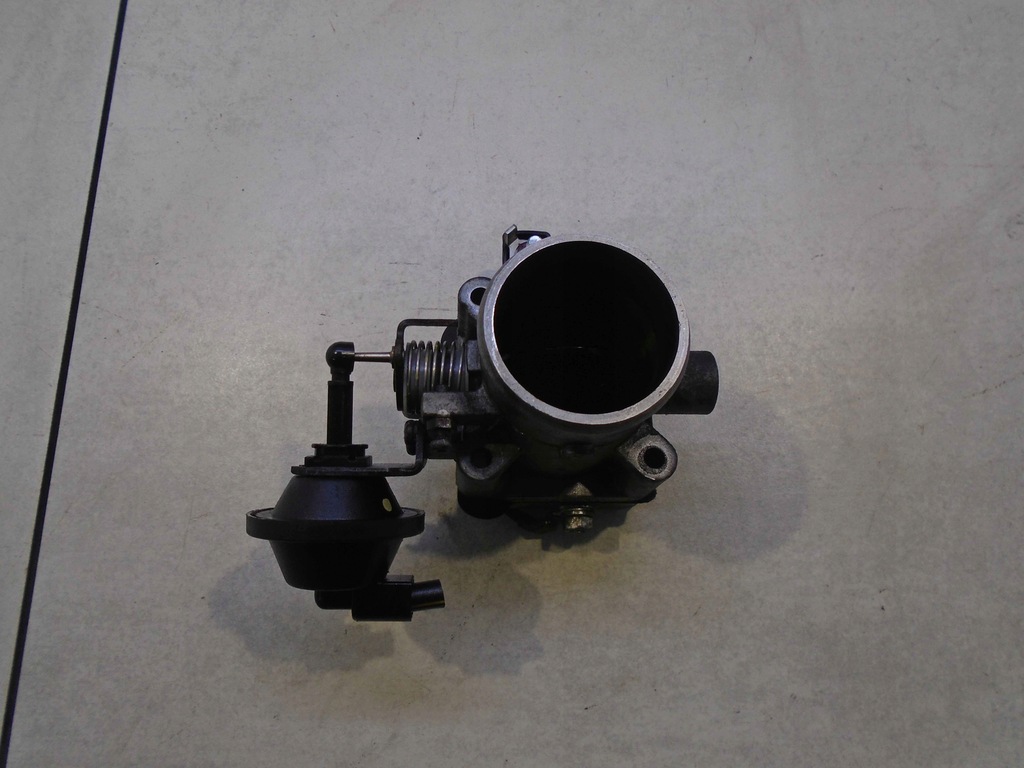 фото №1, Дросельна заслінка kia ceed 1.6 crdi 367102a300