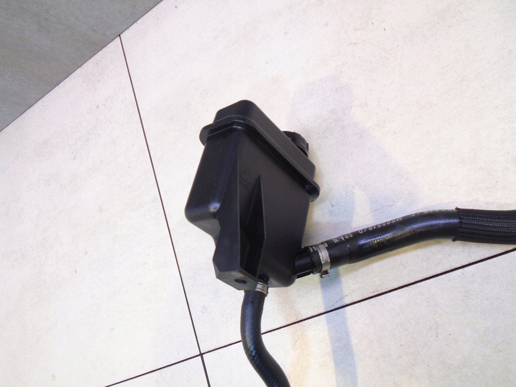 фото №4, Шланг усилителя mitsubishi space star 1.9 did