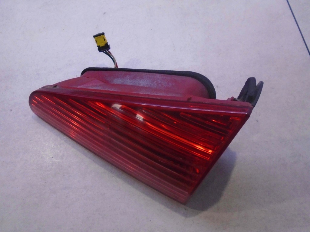 фото №7, Лампа правий задня w кришка peugeot 607 3.0 2543d