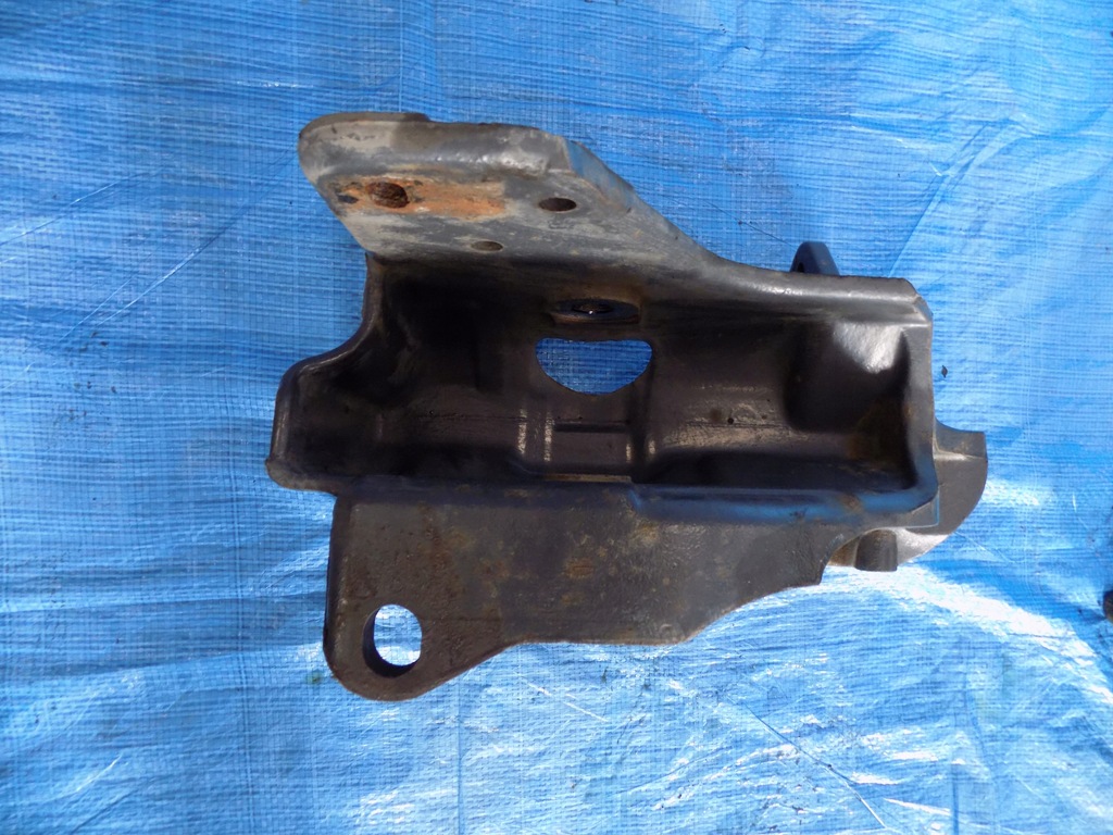 фото №3, Кронштейн основание рессора правая renault premium 440dxi