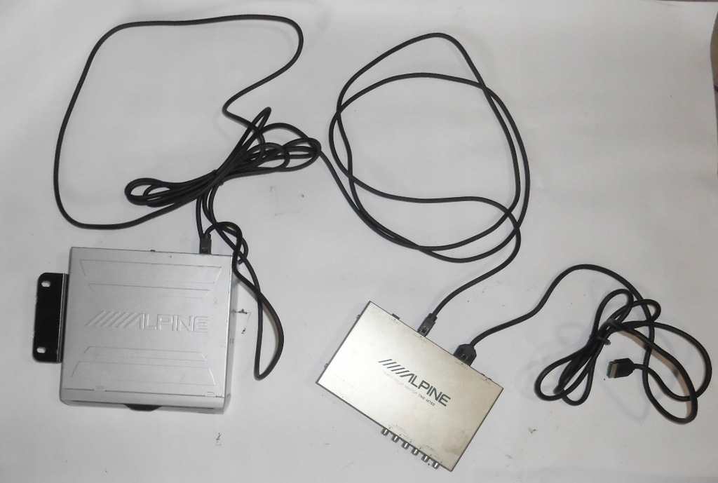 фото №1, Audi s3 a3 8l усилитель считыватель дисков alpine