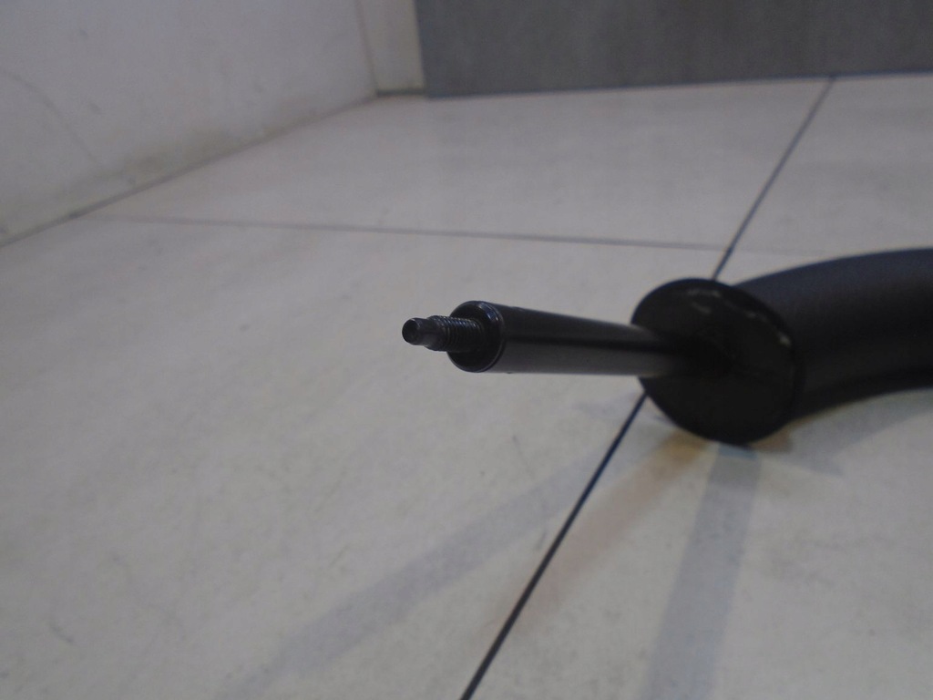 фото №5, Подголовники задняя peugeot 206 cc 1.6