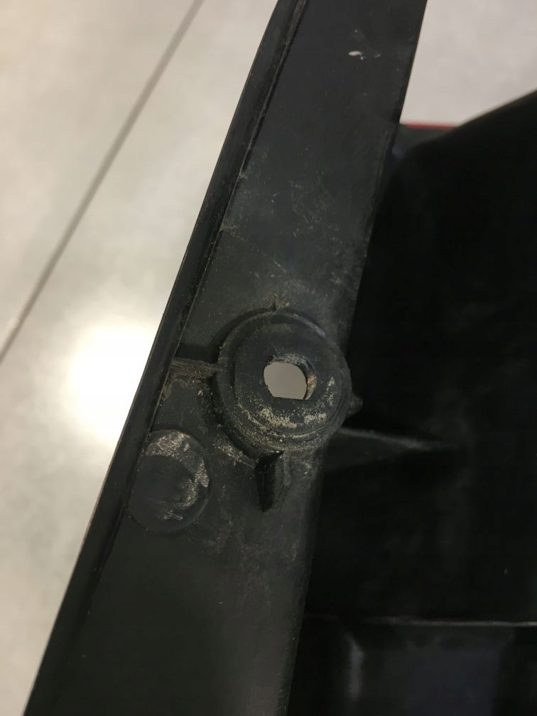 фото №11, Лампа левый задняя kia rio i 1.3 ok34a51140l