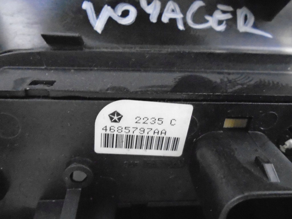 фото №5, Панель обдув задній chrysler voyager iv 4685797aa