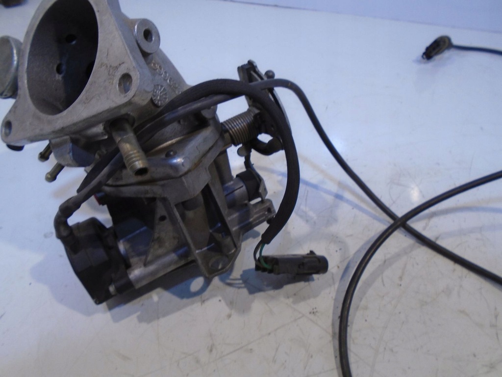 фото №2, Дроссельная заслонка renault espace iii 3.0 v6