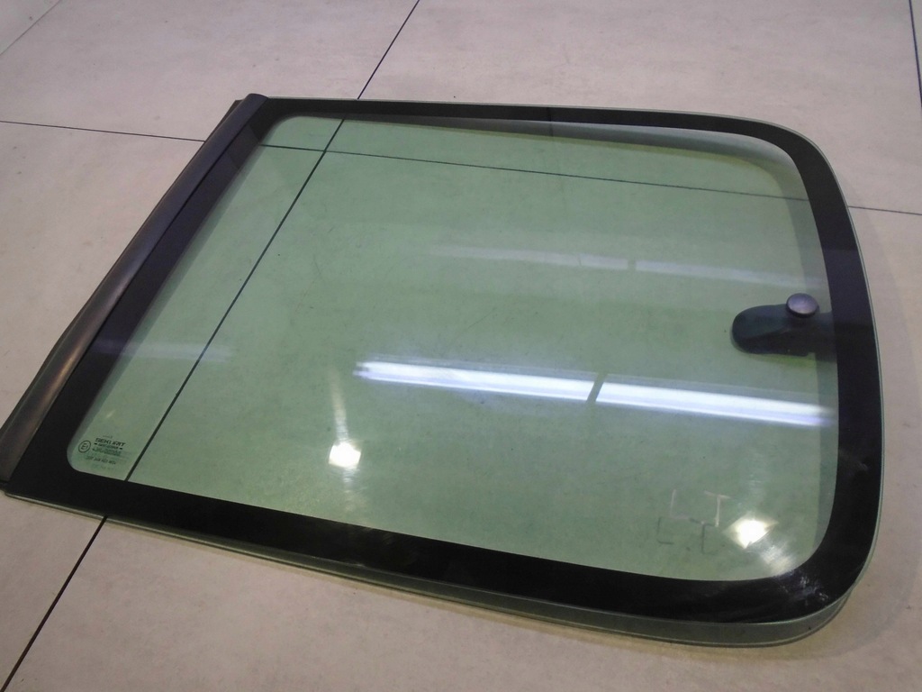 фото №1, Скло середня лівий задня peugeot partner i 1.4