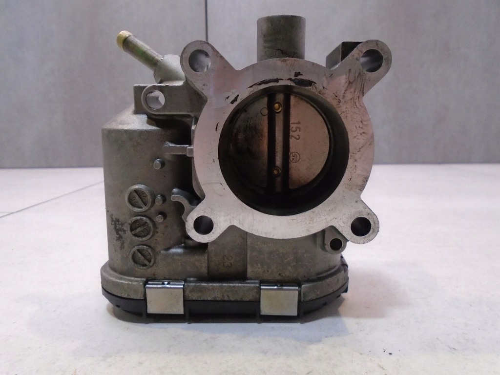 фото №4, Дросельна заслінка vw polo iii 1.4b 03013362a bosch