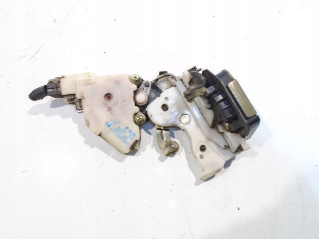 фото №4, Замок дверь правый задняя ford maverick i 8255250j00