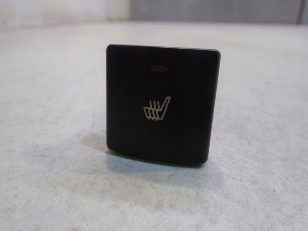 фото №7, Выключатель подогрев правый задняя peugeot 607 96360369zl