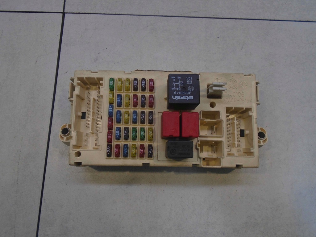 фото №2, Коробка предохранителей alfa romeo 147 1.6 46558758