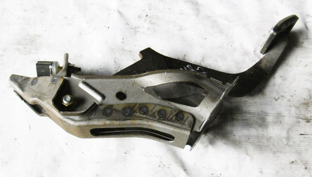 фото №2, Toyota mr2 iii 99-07 педаль гальма europa