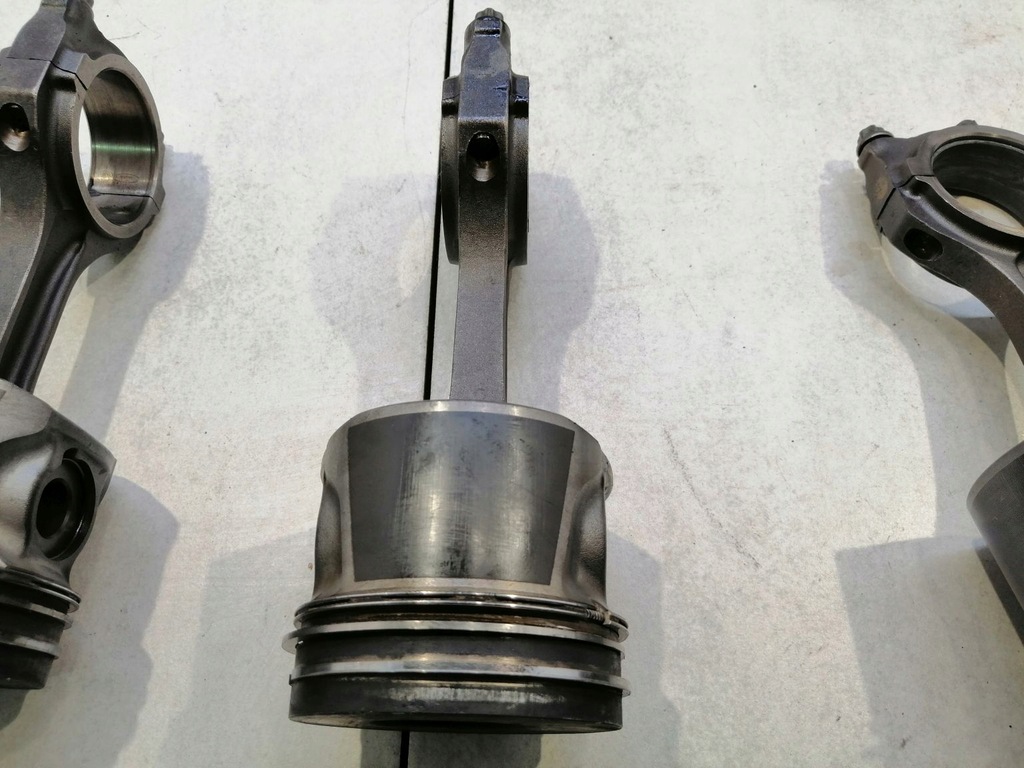 фото №4, Поршень шатун peugeot 307 2.0 hdi