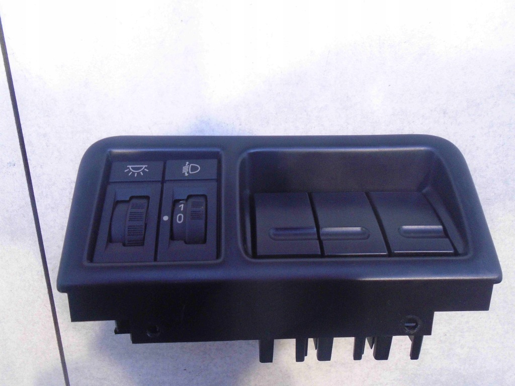 фото №1, Панель переключатель света peugeot 406 coupe 3.0 v6
