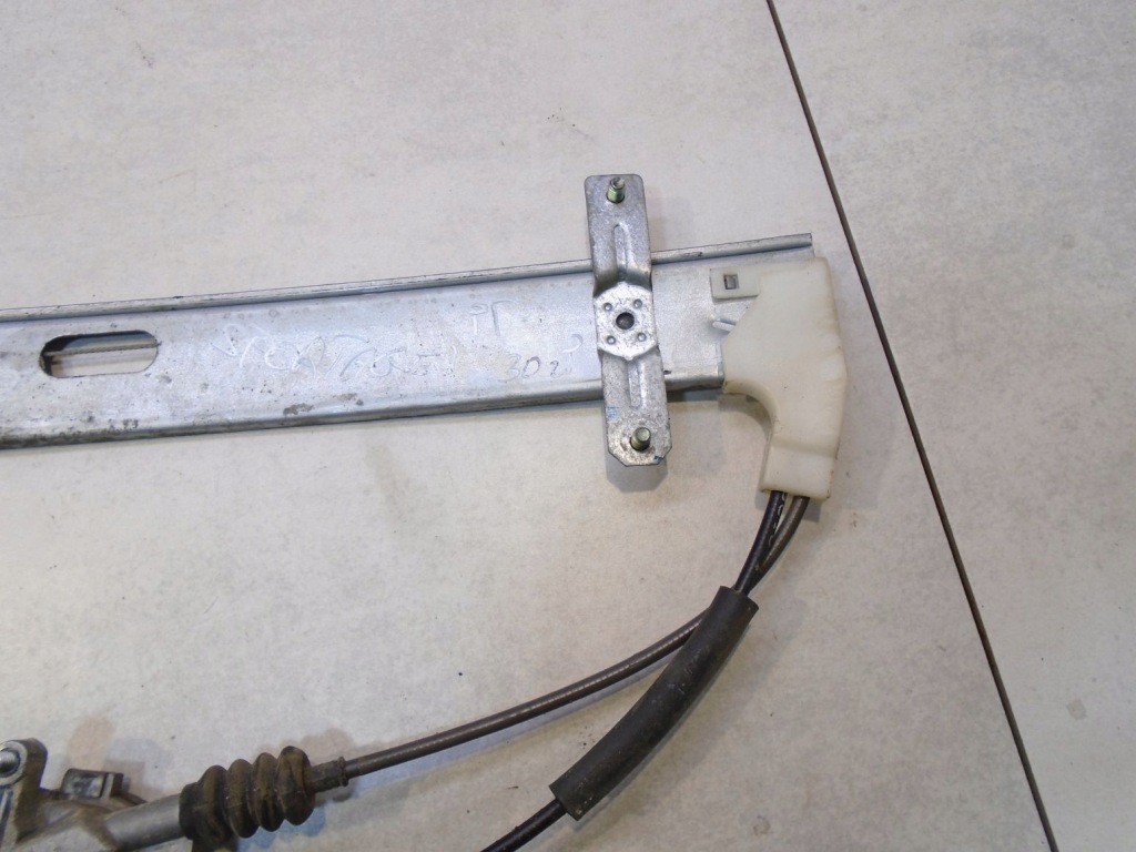 фото №3, Підйомник скло правий задня kia sportage i