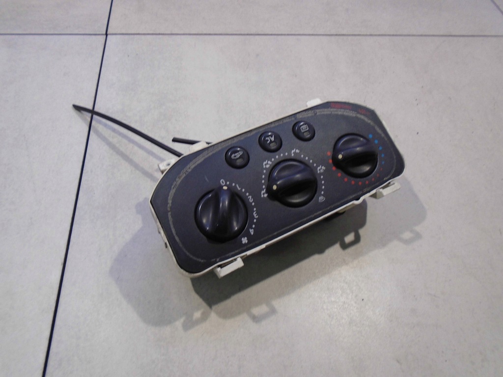 фото №1, Панель кондиционера clio ii 1.5 dci 595345000