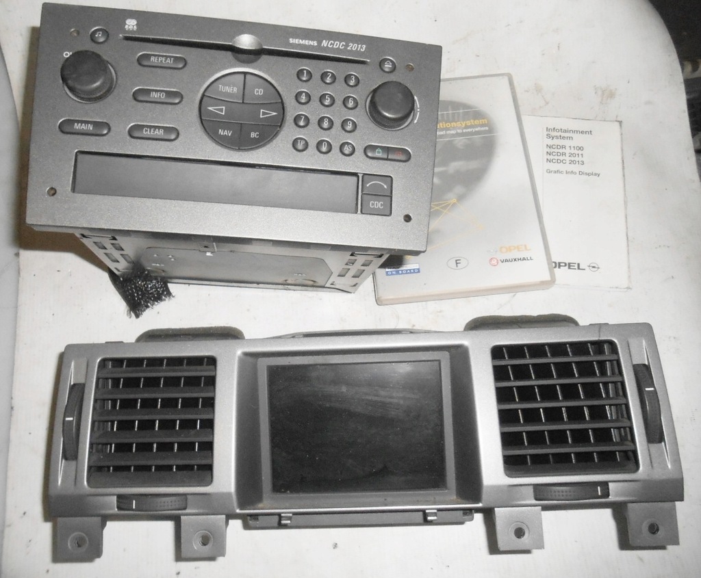 фото №1, Opel vectra c радио дисплей siemens 13138250