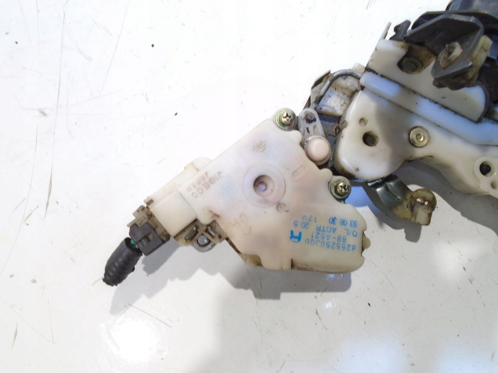 фото №6, Замок дверь правый задняя ford maverick i 8255250j00