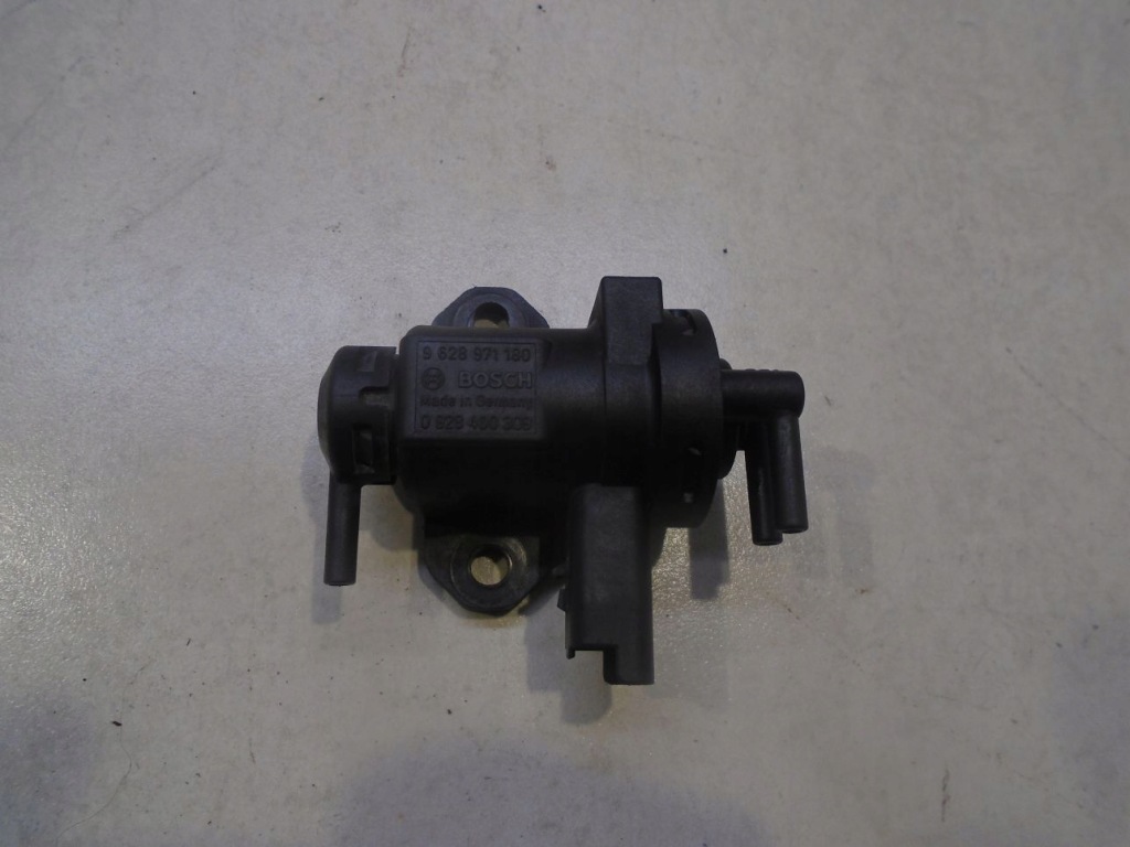 Купити Клапан вакууму citroen c8 2.2 hdi 9628971180