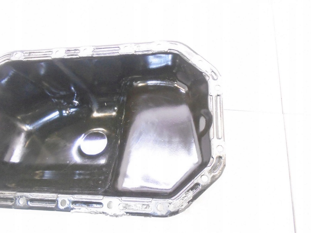 фото №4, Поддон масляная vw polo iv 9n 1.4 16v