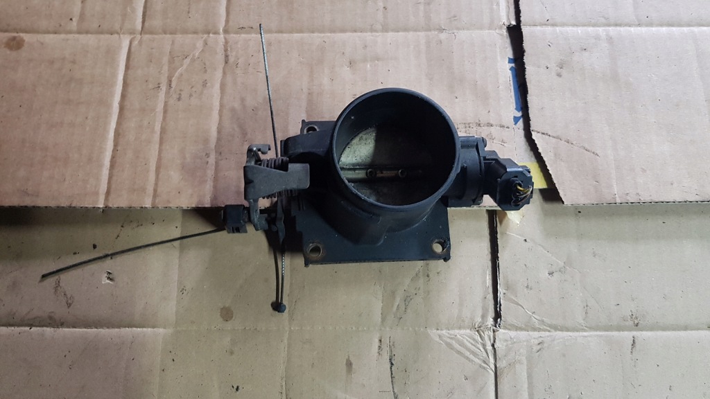 фото №1, Дроссельная заслонка mazda 6 2.0 16v 1s7u9e927ca