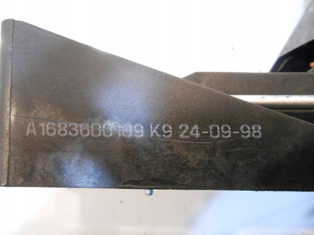 Кулиса  механическая коробка передач mercedes w168 a1683600109 в Украине