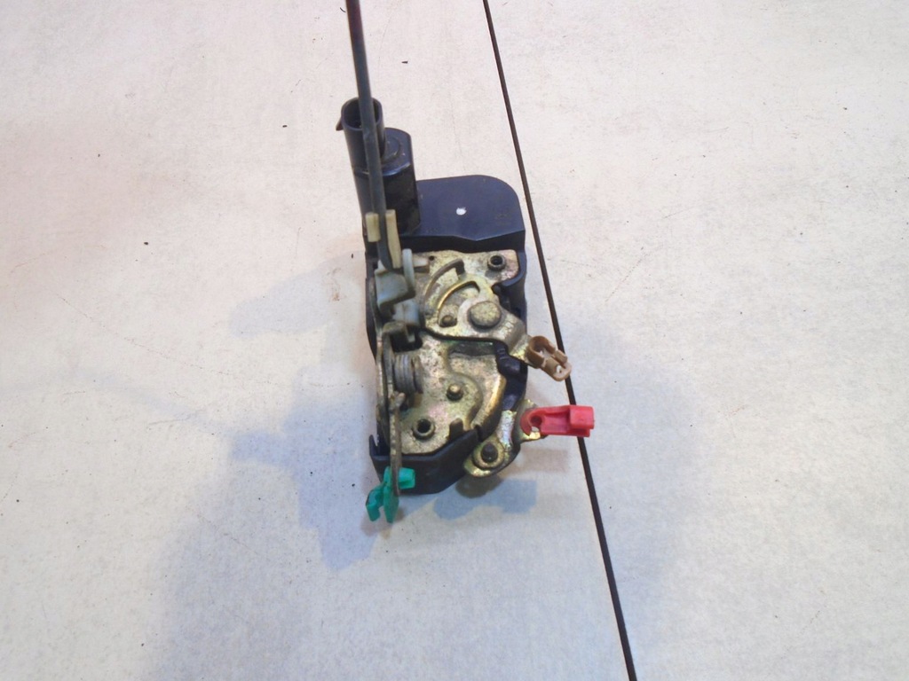 фото №4, Замок дверь правый перед dodge caravan iii 2 pin