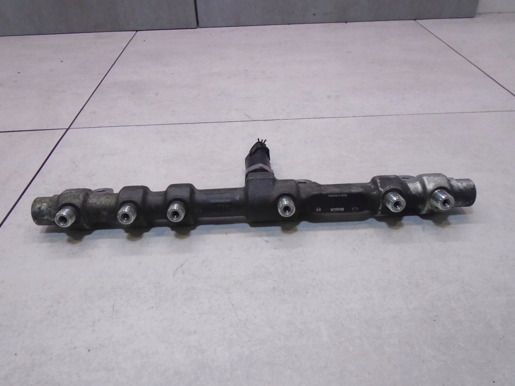 фото №2, Молдинг впрыскная alfa romeo 156 0445215005