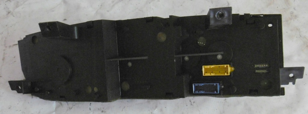 фото №2, Nissan primera p12 1,8 16v счетчик av603