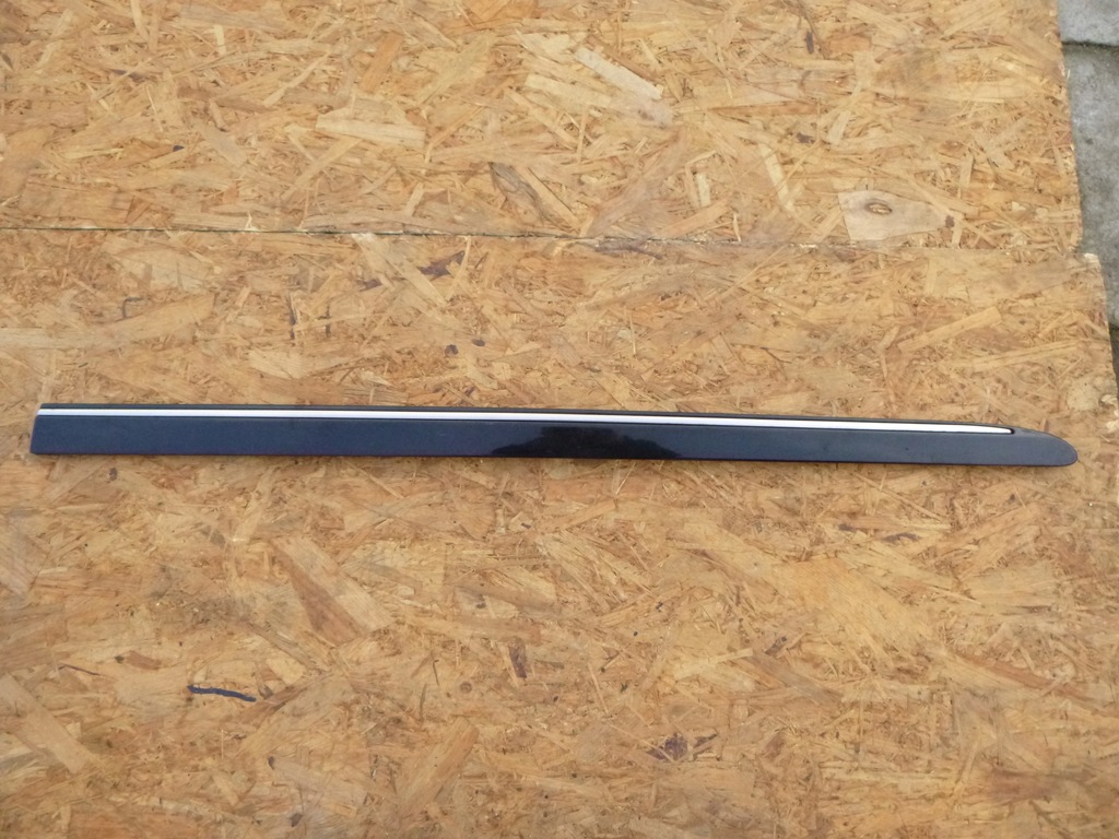 фото №1, Mercedes w251 молдинг бічна двері правий перед