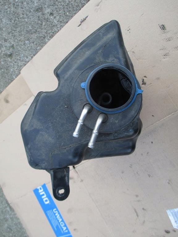 фото №13, Бак омывателя mercedes w221 a2218600160